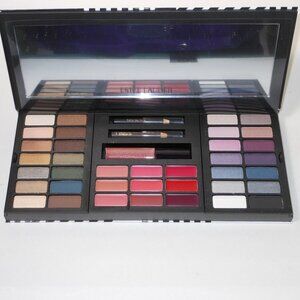 New in box Estee Lauder Envy PuSculpting Eye Shadow , Blush and gloss set
